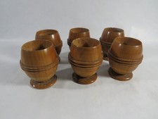 6 alte Eierbecher aus Holz