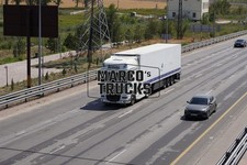 LKW Foto DAF XF Kofferauflieger Kasachstan weiß EHMANN #w9dm