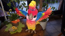 Hasbro 2018 - FurReal Friends - Pauli singender Papagei - Italienische Sprache