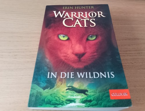 Erin hunter warrior cats - ,