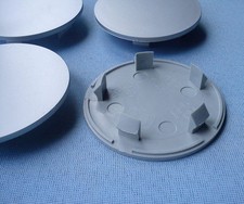 4 x  Nabenkappen Nabendeckel Felgendeckel  70mm  56mm  für Alufelgen silber 7002