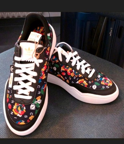 Adidas originals sample her - adidas,
