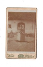 CDV Foto Schönes Familienbild vor dem Haus - 1900er