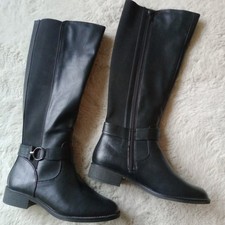 Schwarze kniehohe Stiefel M&S