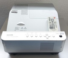 Sanyo PDG-DWL2500 WXGA Beamer