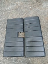 Mercedes Black 3rd Row Seat