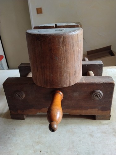 Alte antike holz schraubzwinge - alte,