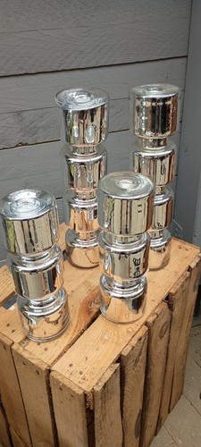 Vier alte leuchter aus - vier,