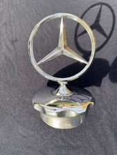 Mercedes-Benz /8 W114 W115 Kühlerstern mit Rosette 1158800186