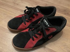 AIRWALK SCHUHE THE ONE 45 US11  Rot schwarz gum SKATE RAR