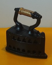 DORFPUPPENHAUS - Puppenstube