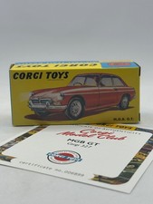 Corgi 327 Model Club MGB GT