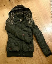 Khujo Damen Winterjacke Gr. S Grau-Olive  Fellkapuze Neuwertig Top Zustand
