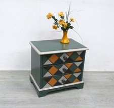 Antike Schuhputz Kommode klein: Vollholz, 3 Schubladen, Shabby Salbei-Grün +bunt