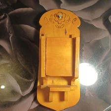 Streichholzschachtelhalter  Holz DDR Handarbeit gebraucht 
