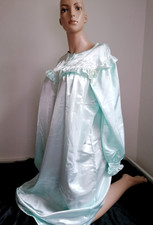 Negligee * GLANZ * Nachthemd *