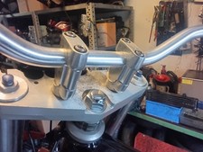 XJR1300 Lenkerhalter mit Erhöhung  RP02