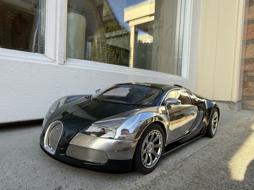 Bugatti veyron - 1:18,