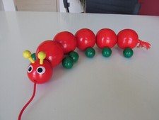 Holzraupe, Nachziehspielzeug