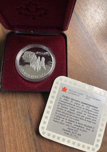 Silver canada dollar 1992 - dollar, lone