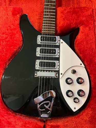 Ariaproii 750 rickenbacker - ariaproii, rg-750