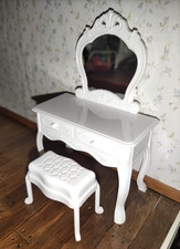 Schmink-Tisch mit Spiegel und