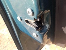 13203899 door lock from left