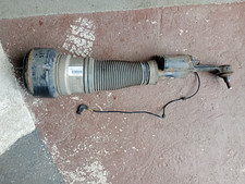 Mercedes W221 Bj 2008 S500  Airmatic Federbein 4Matic VLINKS gebraucht/beschädig