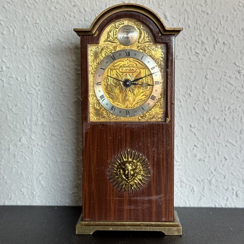 Reduced swiza tempus - swiza, fugit