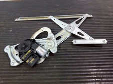 807300011R FRONT RIGHT WINDOW