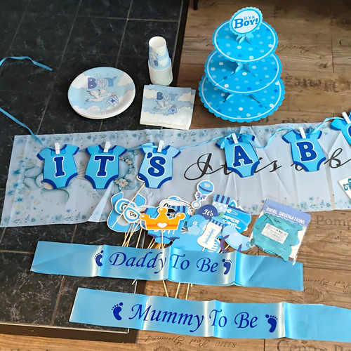 Boy babyparty - it’s,