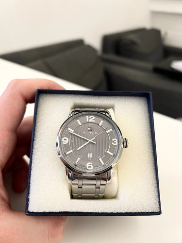 Tommy hilfiger - tommy,