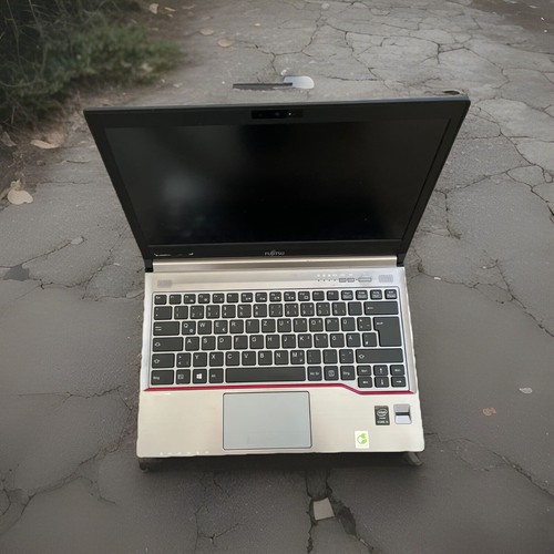 Fujitsu lifebook e7340m75abde - lifebook,