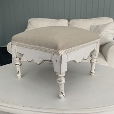 Antiker bemalter Fußhocker