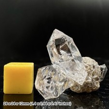 Seltener Herkimer Diamant Quarz mit natürlichen Doppelabschlüssen aus Belutschistan