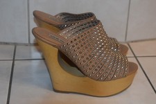 Steve Madden Holz-Clogs High Heels Nieten Guckloch Absatz extravagant Gr. 37