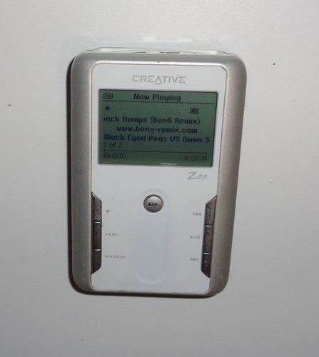 Creative zen mp3 player model - creative,