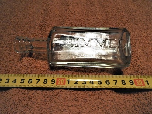 Parfum flacon von rimmel um - flacon,