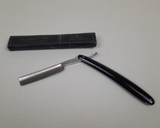 Altes Rasiermesser H. Hauptner