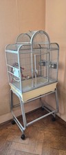 Große Vogelkäfig mit Rollen