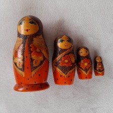 Sehr alte Russische Matroschka Babuschka Matrjoschka - 4 Holz-Puppen