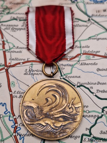 Orden einsatzmedaille der - orden,