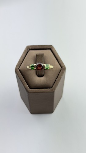 Granat und tsavorit ring kt - tsavorit,