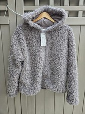 Reserved Kunstfell Kapuzen