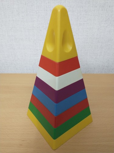 Pyramide stapelturm - pyramide,