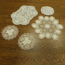   Häkeldeckchen Deckchen 5 Stück Handarbeit Omas Schrank Vintage TOP  Konvolut