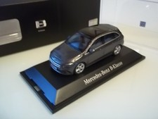 1:43 Herpa * Mercedes-Benz B-Klasse + GLASDACH * Mountaingrau Met. * Neu & OVP