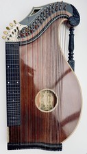 Harfenzither von Adolf Meinel, mit Koffer 