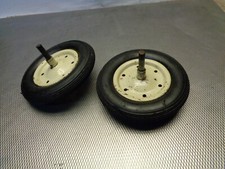 2 x altes Wagenrad