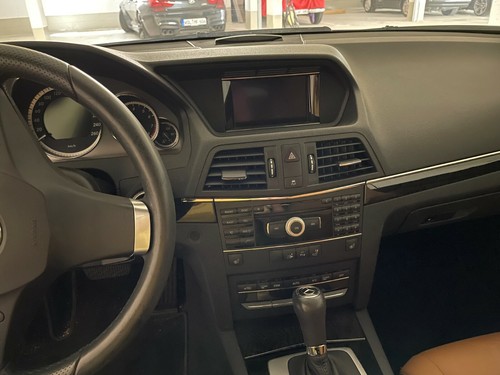 Mercedes benz cabrio e200 cgi - cabrio,